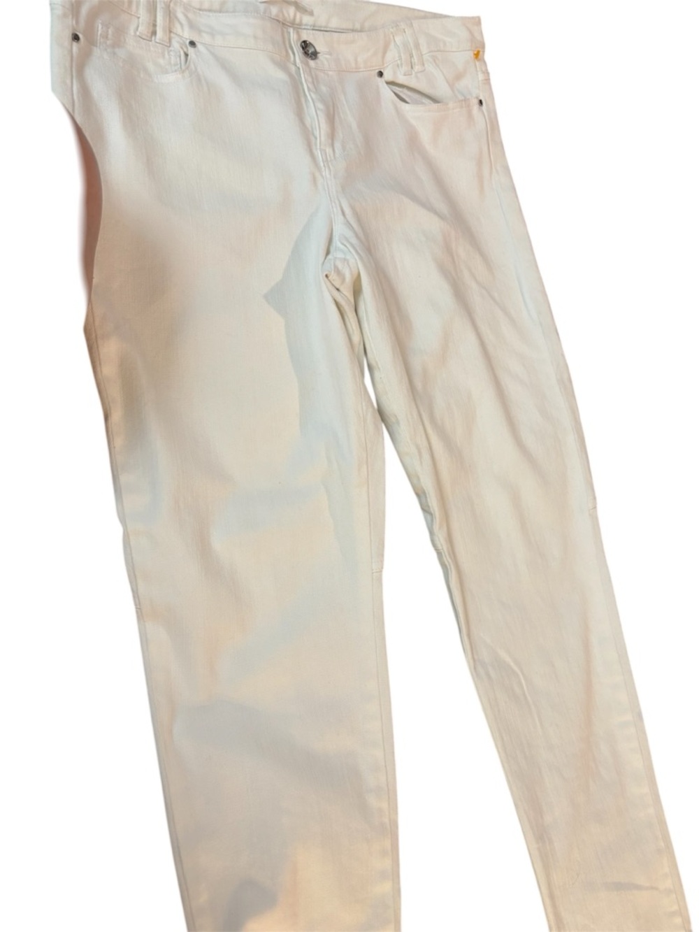 Tahari Cream High-Rise Pants with Shiny Button